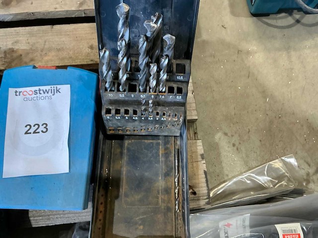 Diverse handgereedschappen - afbeelding 6 van  6