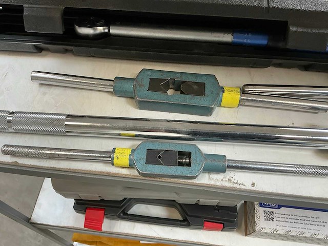 Diverse handgereedschappen - afbeelding 5 van  7