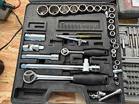 Diverse handgereedschappen - afbeelding 2 van  5