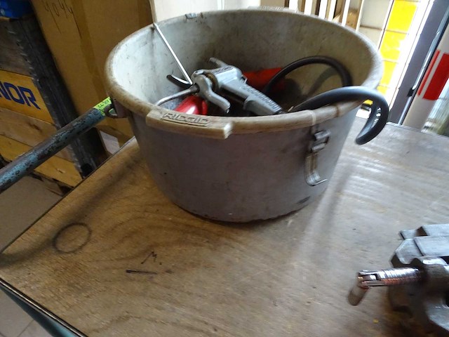 Diverse handgereedschappen - afbeelding 5 van  5