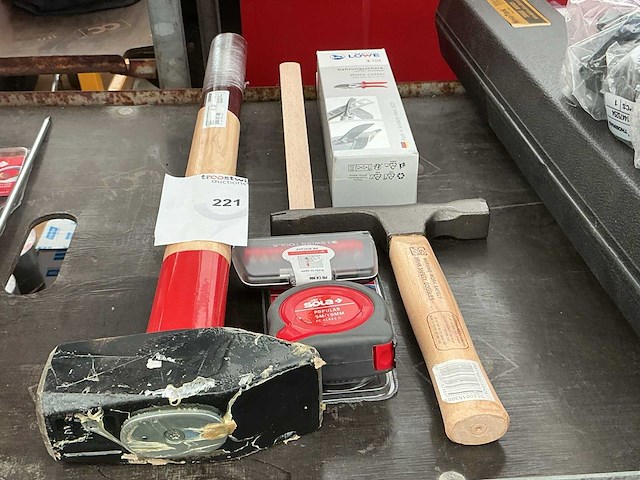 Diverse handgereedschappen - afbeelding 1 van  3