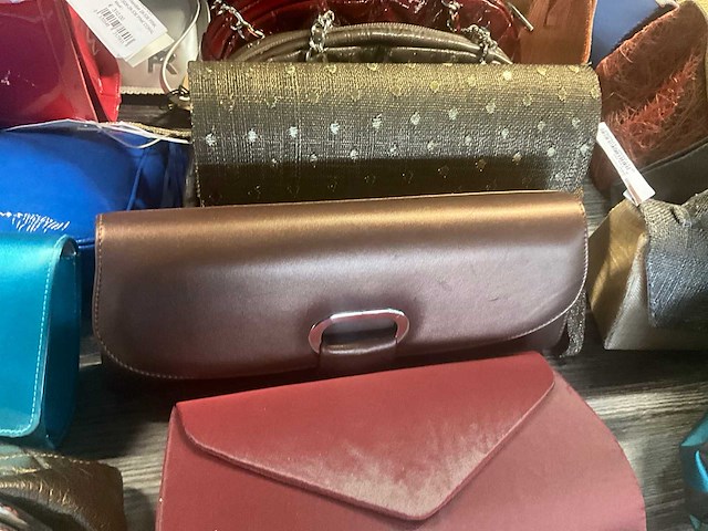 Diverse handtassen (18x) - afbeelding 2 van  25