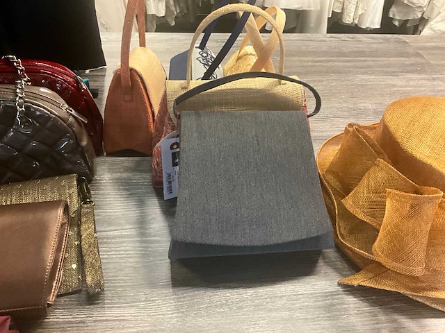 Diverse handtassen (18x) - afbeelding 11 van  25