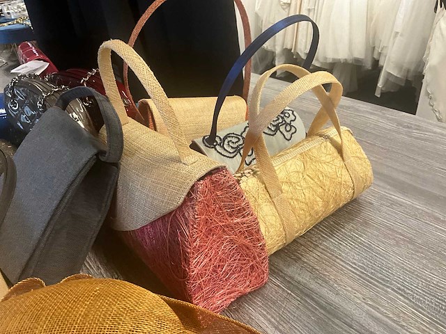 Diverse handtassen (18x) - afbeelding 15 van  25