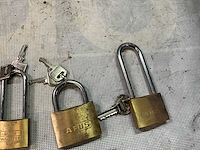 Diverse hangsloten (5x) - afbeelding 3 van  4