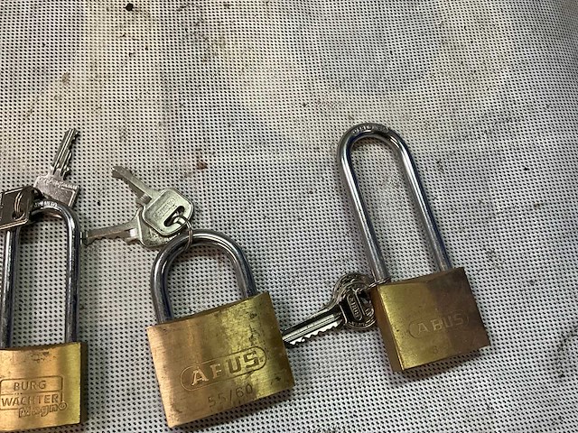 Diverse hangsloten (5x) - afbeelding 3 van  4