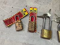 Diverse hangsloten (5x) - afbeelding 4 van  4