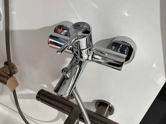 Diverse hansgrohe badmengkranen en handdouches (9x) - afbeelding 9 van  12