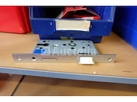 Diverse hardware-set - afbeelding 4 van  21