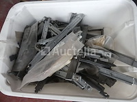 Diverse hardware voor chassis - afbeelding 13 van  18