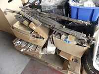 Diverse hardware voor chassis - afbeelding 16 van  18