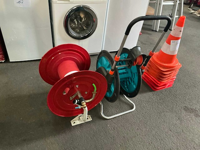 Diverse haspels (2x) - afbeelding 2 van  3