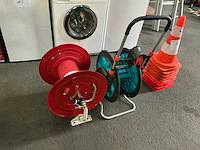 Diverse haspels (2x)