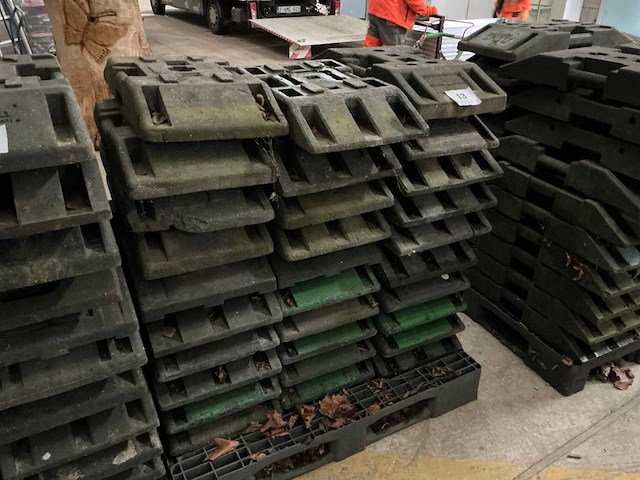 Diverse herasvoeten (30x) - afbeelding 1 van  4