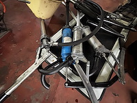 Diverse hevelpomps voor olievaten - afbeelding 2 van  3