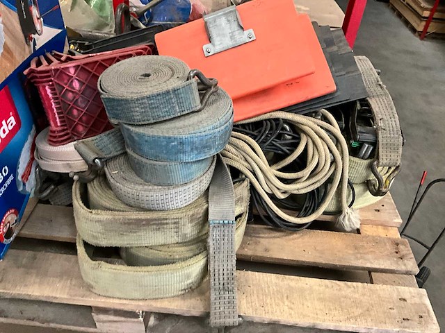 Diverse hijs materialen - afbeelding 5 van  7