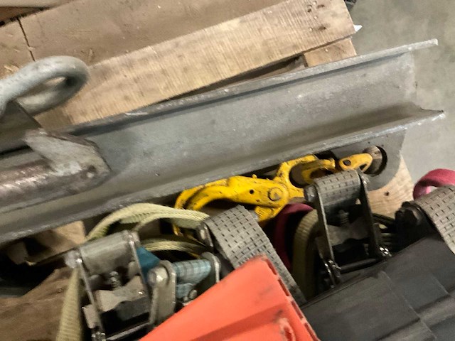 Diverse hijs materialen - afbeelding 7 van  7