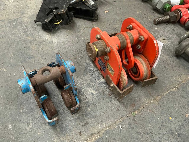 Diverse hijsrol (2x) - afbeelding 1 van  5