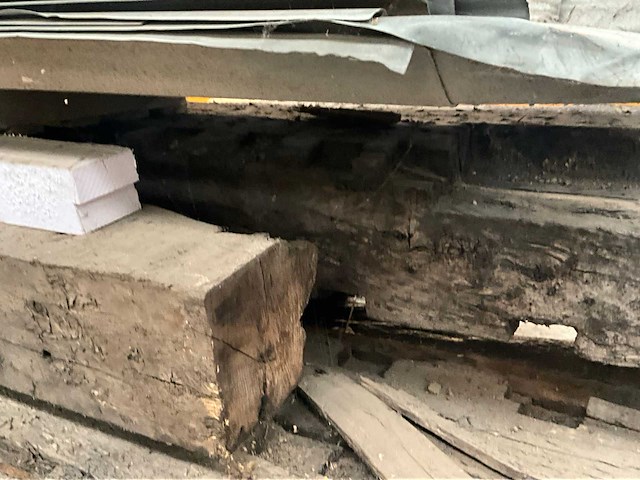 Diverse historische eiken balken (5 stuks) - afbeelding 7 van  12