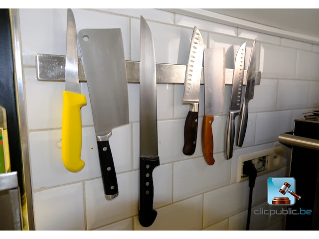 Diverse horeca-apparatuur en -benodigdheden - afbeelding 13 van  20