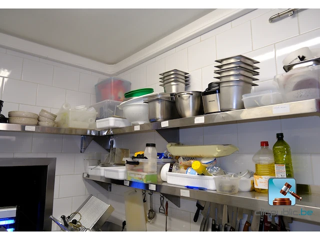 Diverse horeca-apparatuur en -benodigdheden - afbeelding 12 van  20