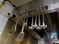 Diverse horeca-apparatuur en -benodigdheden - afbeelding 16 van  20