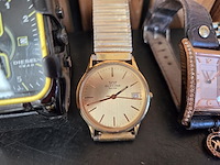 Diverse horloges en juwelen - afbeelding 7 van  23