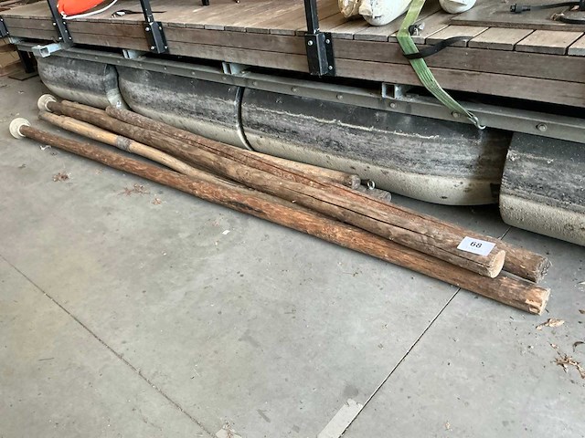 Diverse houten balken (7x) - afbeelding 1 van  4