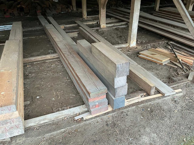 Diverse houten balken en planken (26x) - afbeelding 3 van  3