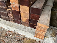 Diverse houten balken en planken (75x) waaronder ceder - afbeelding 5 van  7