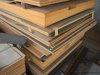 Diverse houten bouwpanelen - afbeelding 3 van  3