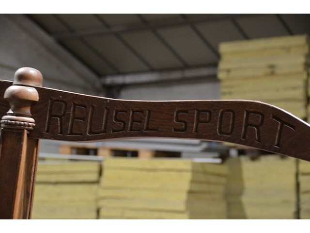 Diverse houten decoratieve ornamenten - afbeelding 2 van  3