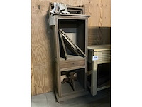 Diverse houten meubels (2x) - afbeelding 3 van  3