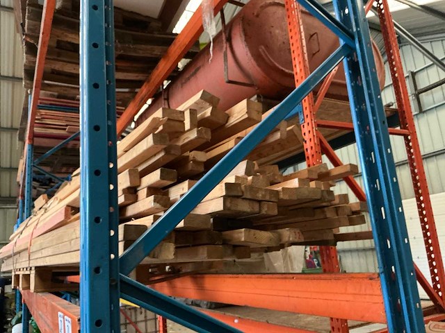 Diverse houten planken (ca. 65x) - afbeelding 4 van  4