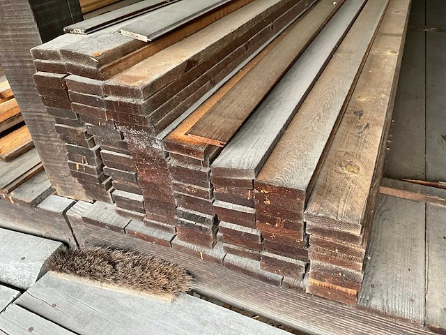 Diverse houten planken en latten (125x) - afbeelding 2 van  7