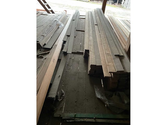 Diverse houten planken en latten (125x) - afbeelding 5 van  7