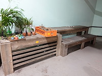 Diverse houten presentatiemeubelen - afbeelding 2 van  6