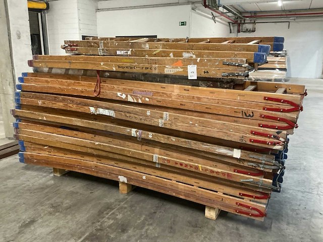 Diverse houten vouwladders (12x) - afbeelding 1 van  5