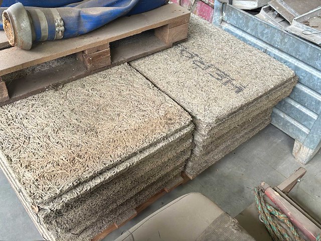 Diverse houtwolcementplaten - afbeelding 3 van  3