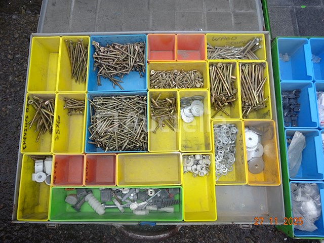 Diverse hulpmiddelen - afbeelding 1 van  32