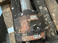 Diverse hydraulische cilinders - afbeelding 6 van  6