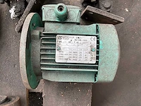 Diverse hydraulische componenten - afbeelding 2 van  4