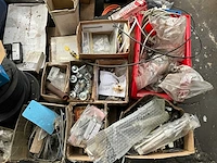 Diverse hydraulische kleppen en toebehoren - afbeelding 15 van  25