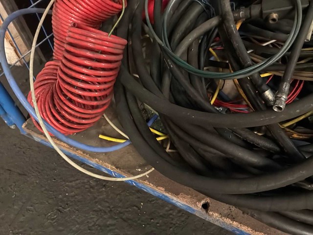 Diverse hydraulische slangen - afbeelding 5 van  6