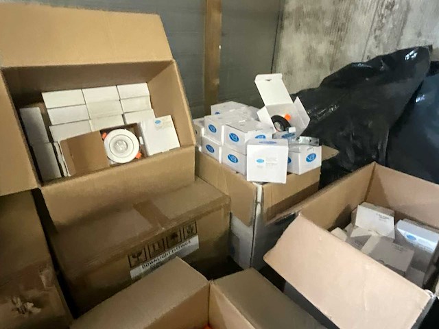 Diverse inbouwspots - afbeelding 14 van  15