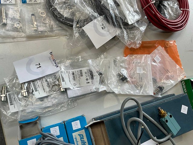 Diverse inductieve sensoren (7x) - afbeelding 1 van  4