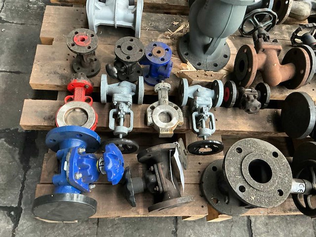 Diverse industriële afsluiters - afbeelding 4 van  5