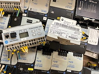 Diverse industriële componenten - afbeelding 4 van  6