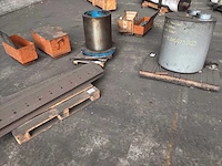 Diverse industriële componenten - afbeelding 1 van  4