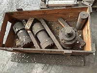 Diverse industriële componenten - afbeelding 2 van  3
